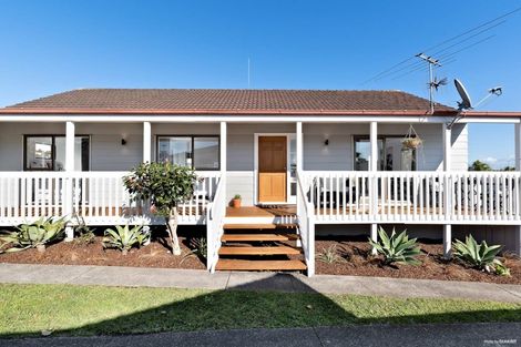 Photo of property in 37 Aberfeldy Avenue, Highland Park, Auckland, 2010