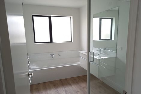 Photo of property in 80a Warren Crescent, Hillmorton, Christchurch, 8025