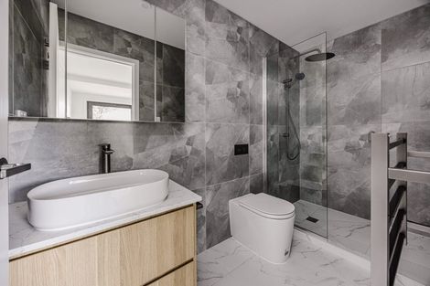 Photo of property in 10 Kaaramuramu Lane, Mangere Bridge, Auckland, 2022