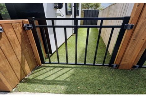 Photo of property in 3/97 Whites Line East, Waiwhetu, Lower Hutt, 5010