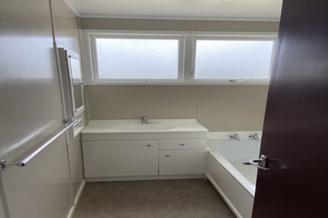 Photo of property in 52 One Tree Point Road, One Tree Point, 0118