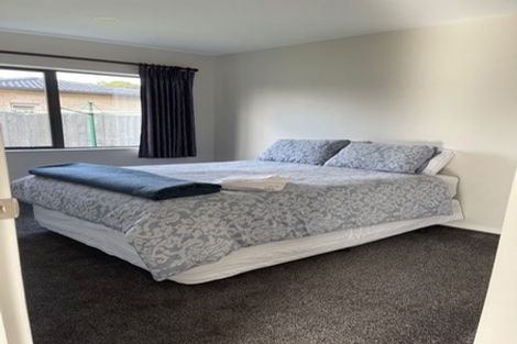 Photo of property in 10 Han Court, Glen Eden, Auckland, 0602