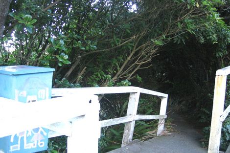 Photo of property in 15 Thane Road, Roseneath, Wellington, 6011