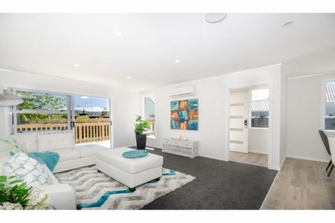 Photo of property in 16a Tapu Road, Huapai, Kumeu, 0810