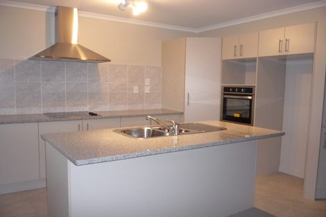 Photo of property in 91 Keri Vista Rise, Papakura, 2110