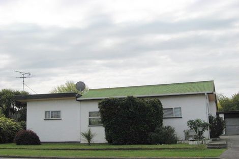 Photo of property in 38 Gladstone Road, Woodend, 7610