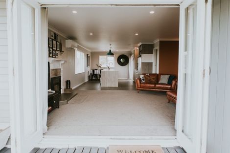 Photo of property in 1001 State Highway 2, Eskdale, Napier, 4182