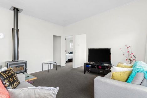 Photo of property in 59a-b Wynyard Crescent, Fernhill, Queenstown, 9300