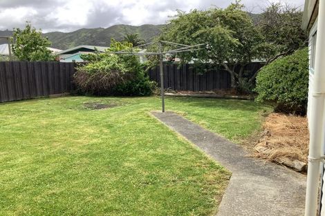Photo of property in 11 Kendal Grove, Wainuiomata, Lower Hutt, 5014