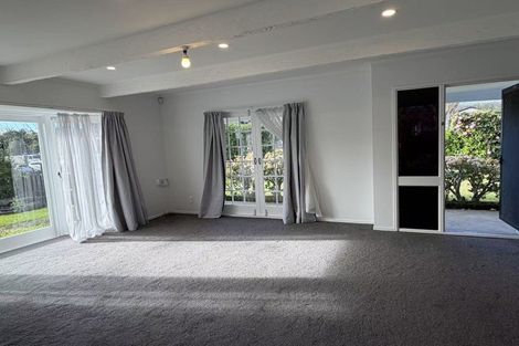 Photo of property in 1a Everglade Drive, Goodwood Heights, Auckland, 2105