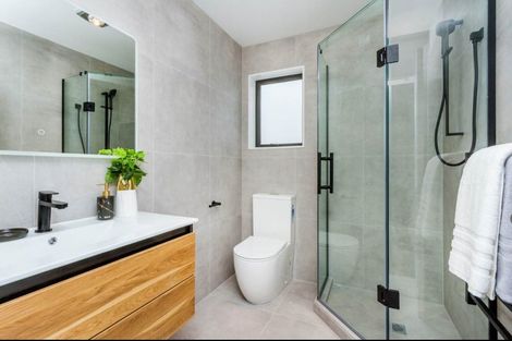 Photo of property in 1b Rimu Rise, Albany, Auckland, 0632