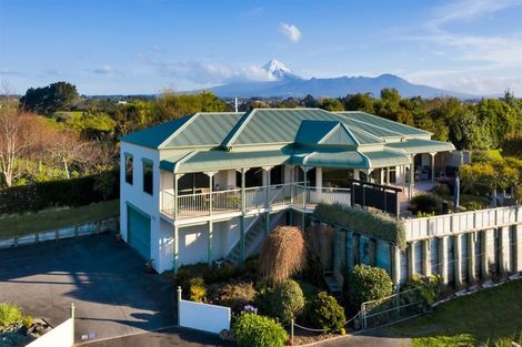 Photo of property in 104b Queens Road, Glen Avon, New Plymouth, 4312