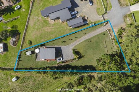 Photo of property in 6 Robins Way, Pokeno, 2471