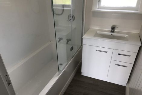 Photo of property in 113 Bowhill Road, New Brighton, Christchurch, 8083