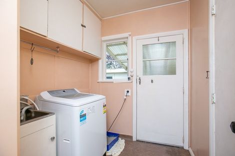Photo of property in 28 Lansdowne Crescent, Lansdowne, Masterton, 5810