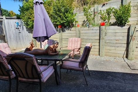 Photo of property in 15 Christobel Circle, Huntington, Hamilton, 3210