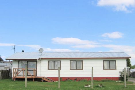 Photo of property in 2 Tania Crescent, Western Heights, Rotorua, 3015