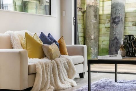 Photo of property in 42 Waihou Crescent, Albany Heights, Auckland, 0632