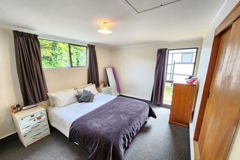 Photo of property in 77a Pahiatua Street, Hokowhitu, Palmerston North, 4410