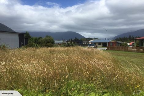 Photo of property in 19 Nyhon Place, Haast, 7886