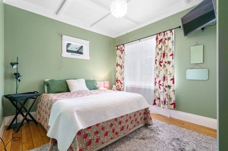 Photo of property in 15 Hamilton Road, Cambridge, 3434