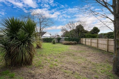Photo of property in 22 Besant Place, Avondale, Christchurch, 8061