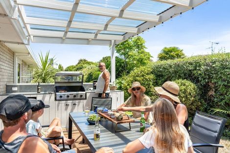 Photo of property in 67 Pacific Cove Drive, Papamoa Beach, Papamoa, 3118