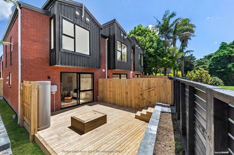 Photo of property in 6/24 Carnoustie Drive, Wattle Downs, Auckland, 2103