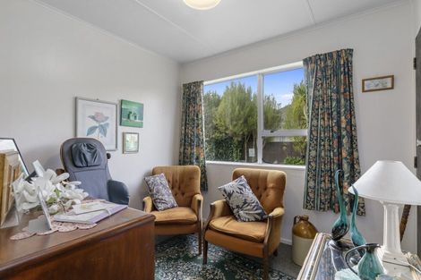 Photo of property in 298 Wellington Road, Wainuiomata, Lower Hutt, 5014