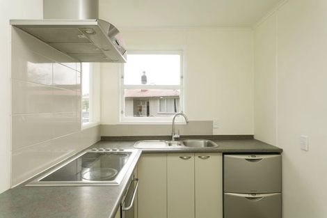 Photo of property in 13 Te Rangitautahanga Road, Turangi, 3334