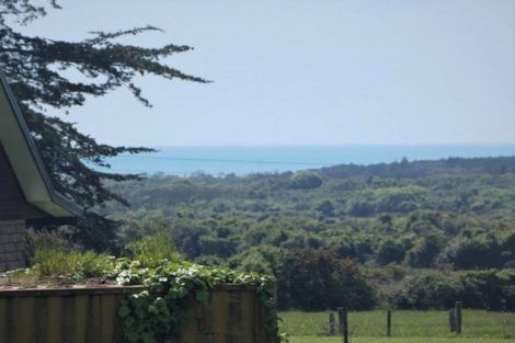 Photo of property in 32 Bonar Street, Ross, 7812