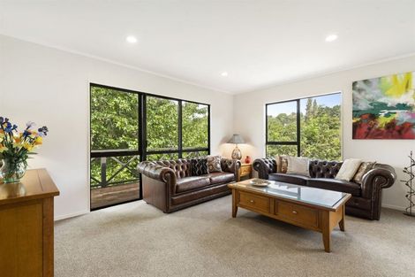 Photo of property in 21 Topliss Drive, Northcross, Auckland, 0632