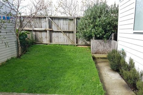Photo of property in 36 Sohlue Place, Oteha, Auckland, 0632