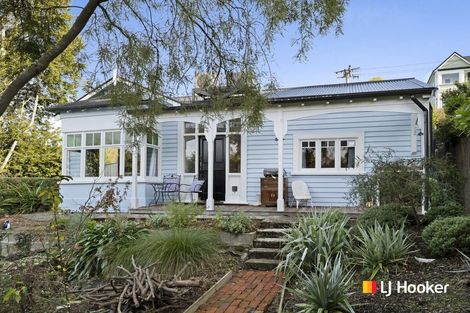 Photo of property in 27 Bruce Street, Roslyn, Dunedin, 9011