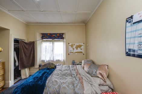 Photo of property in 32 Saint Johns Avenue, Palmerston North, 4414