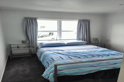 Photo of property in 27 Sunnypark Avenue, Rosehill, Papakura, 2113