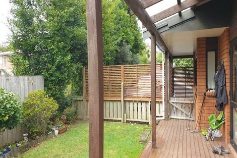 Photo of property in 1/23 Bond Crescent, Forrest Hill, Auckland, 0620