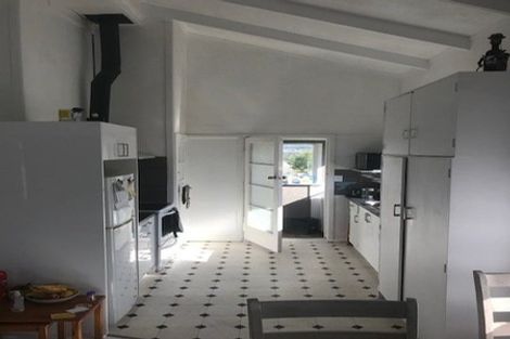 Photo of property in 17 Queen Street, Cambridge, 3434