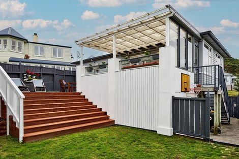 Photo of property in 25 Punjab Street, Khandallah, Wellington, 6035