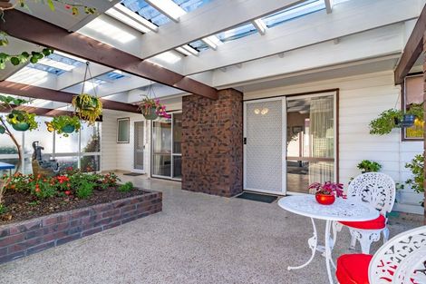 Photo of property in 169 East Street, Greytown, 5712