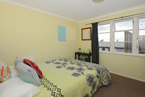 Photo of property in 94 Valley Road, Hikurangi, 0114