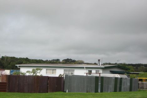 Photo of property in 6 Domett Street, Waitara, 4320
