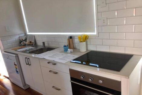 Photo of property in 18 Orly Avenue, Mangere, Auckland, 2022