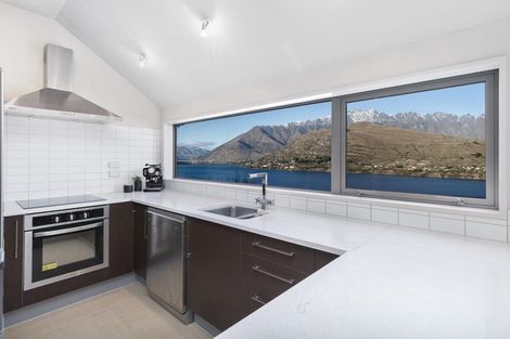 Photo of property in 2/11 Gum Lane, Queenstown, 9300