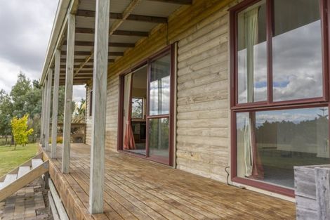 Photo of property in 121 Southdown Drive, Martinborough, 5781