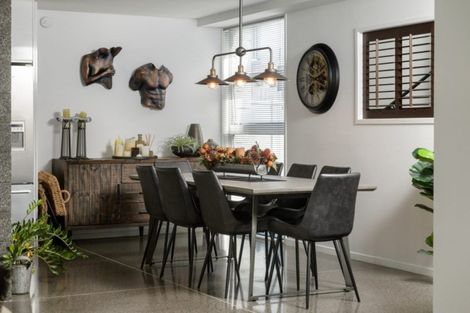 Photo of property in 32b Oceanview Road, Mount Maunganui, 3116