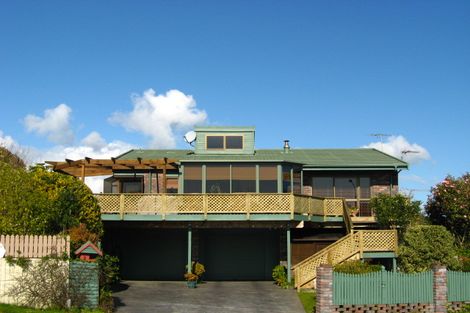 Photo of property in 6 Ruskin Place, Westown, New Plymouth, 4310