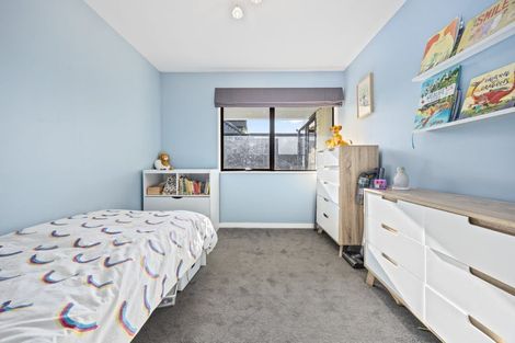 Photo of property in 1/7 Ringwood Place, Avonhead, Christchurch, 8042