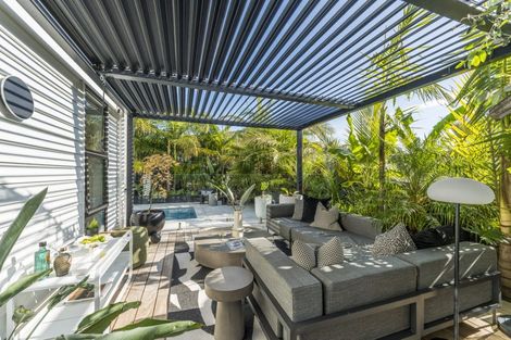 Photo of property in 141 Matua Road, Huapai, Kumeu, 0810