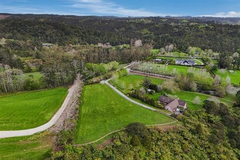 Photo of property in 41 Robinson Road, Coatesville, 0793